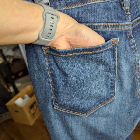 NYDJ Clarissa Ankle Jeans Size 6 Distressed Stretch Blue Jeans Lift and Tuck - Picture 6 of 13